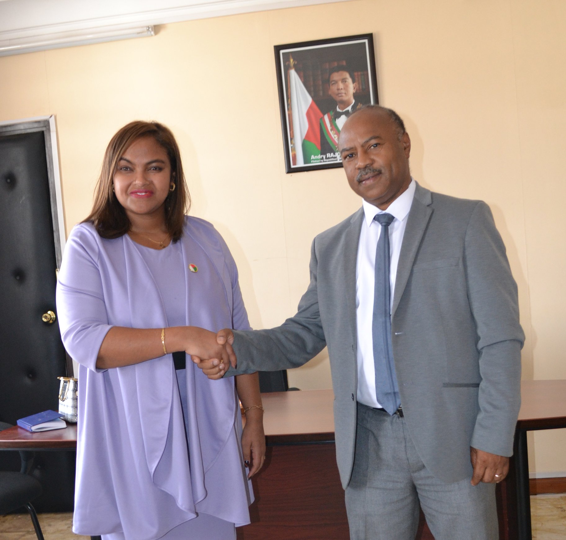 SEHA-PIHARIANA HO AN&rsquo;NY TANORA – TANJONINA NY FAMBOLENA SY FIOMPIANA MAHASARIKA SY MAHATAMANA NY REHETRA