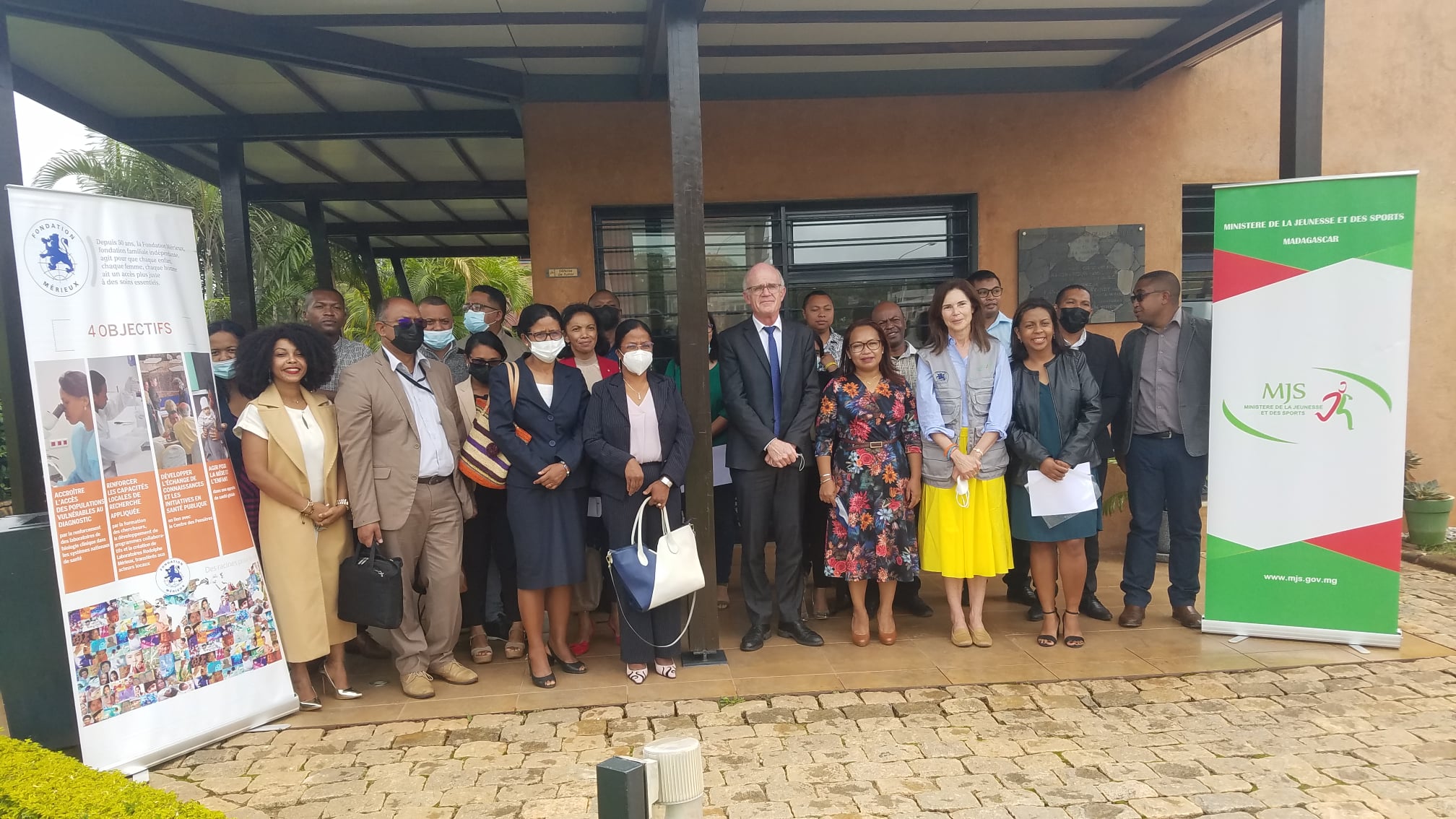 FANATSARANA NY FAHASALAMAN&rsquo;NY TANORA