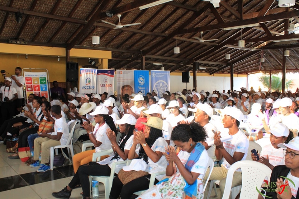 ANDRO IRAISAM-PIRENENA HO AN&rsquo;NY TANORA : 12 Aogositra