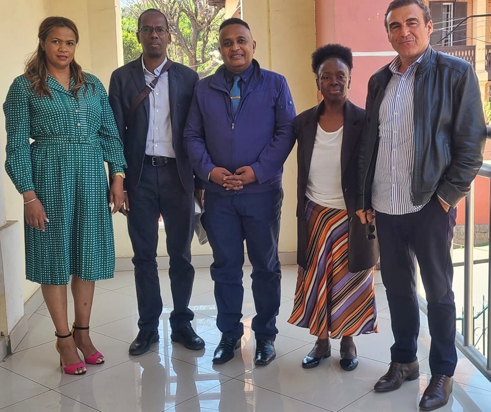 FITSIDIHANA NATAON&rsquo;IREO DELEGASIONA AVY AO AMIN&rsquo;NY NOSY LA RÉUNION.