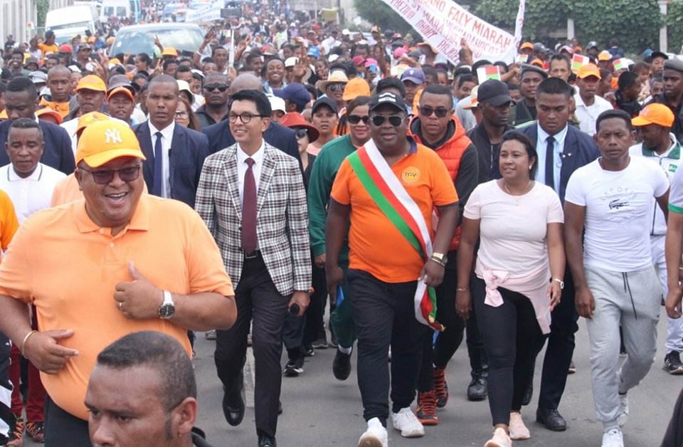 IAVOLOHA ATSIMONDRANO: FANANGANANA KIANJA MANARAPENITRA HOAN&rsquo;NY KLIOBA CFFA