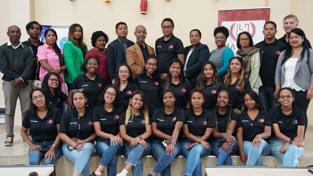 KAONFERANSA: FITANTANANA NY FANATANJAHANTENA EO AMIN&rsquo;NY SEHATRA AVO LENTA