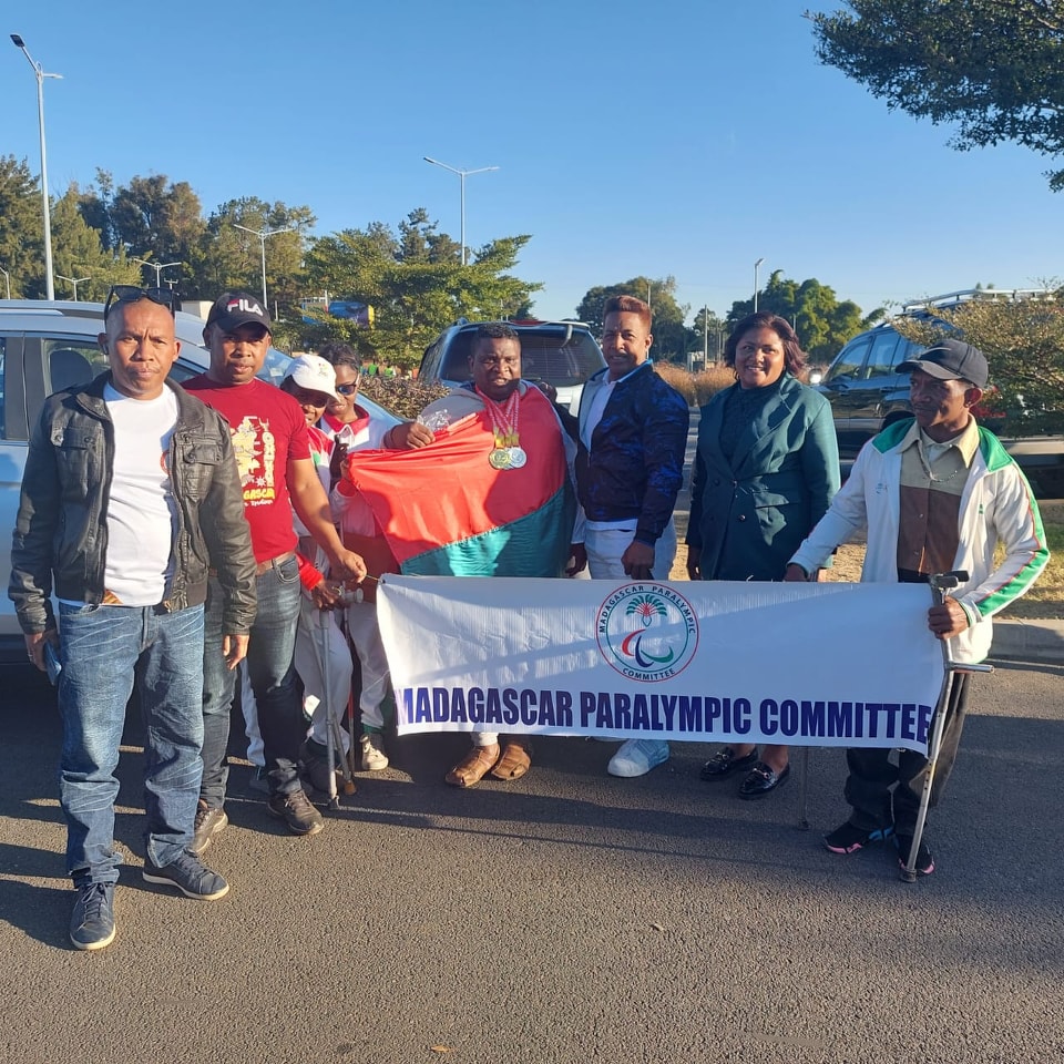 TARANJA BRAS DE FER: FIADIANA NY TOMPONDAKAN&rsquo;I AFRIKA