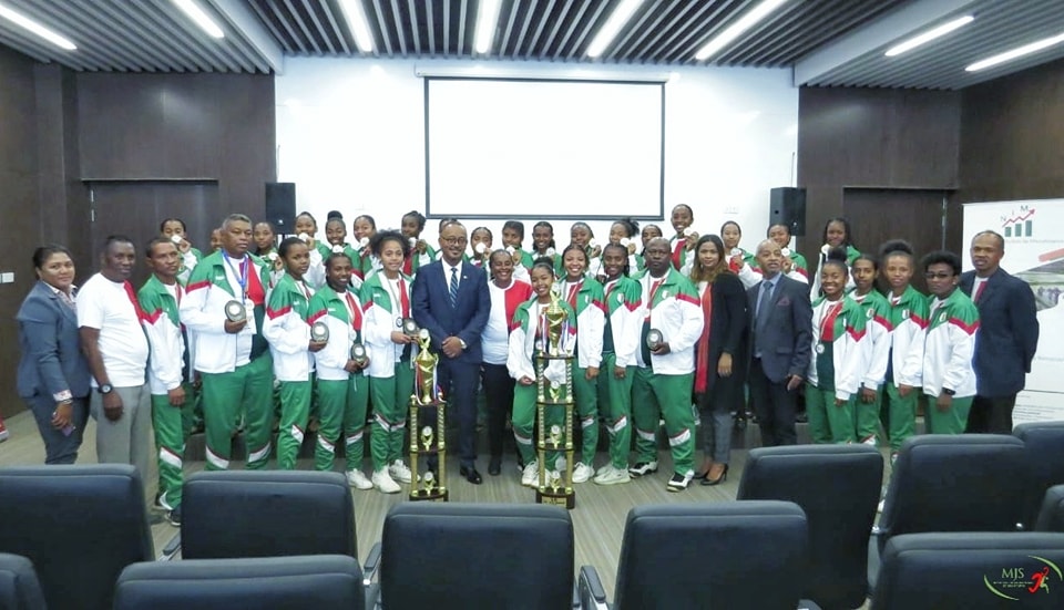 TARANJA HANDBALL : FANDRAISANA NY AKIO AN&rsquo;I MADAGASIKARA