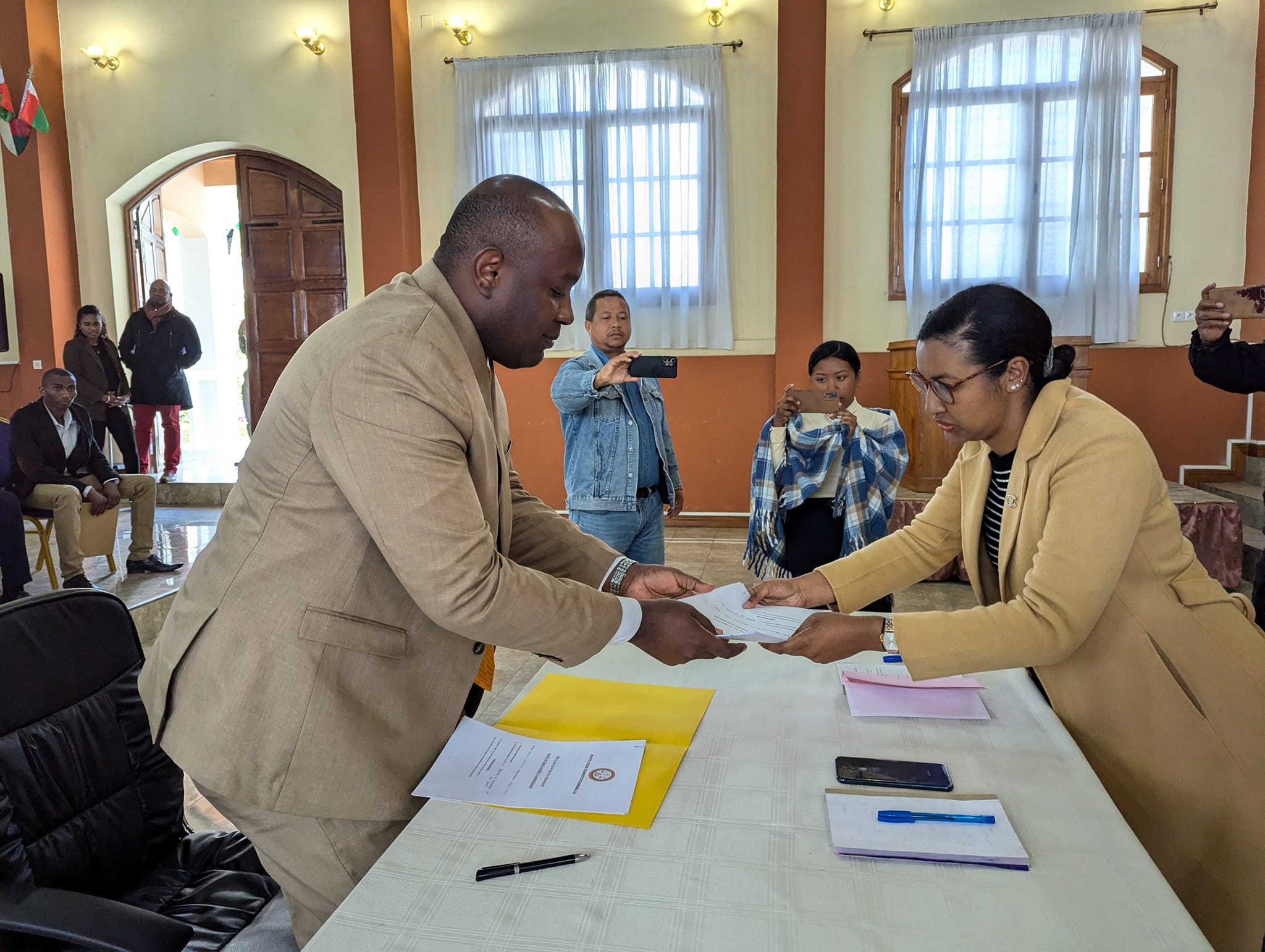 FANAMBARAM-PANANANA TENY ANIVON&rsquo;NY HCC