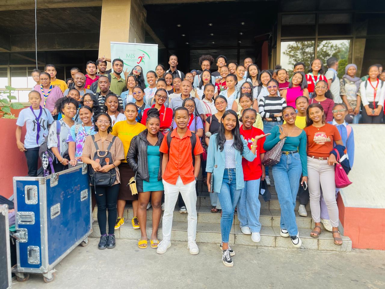 Engagement de la jeunesse malgache sur la scène internationale : les jeunes expriment leurs idées et leur volonté d’améliorer l’éducation nationale