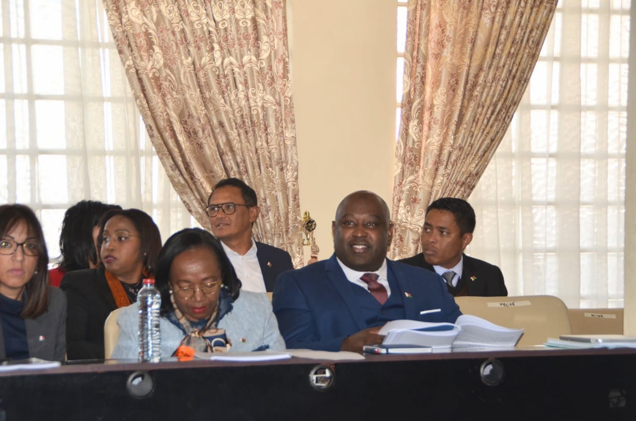 Début de la rencontre Député – Gouvernement à l’Assemblée Nationale