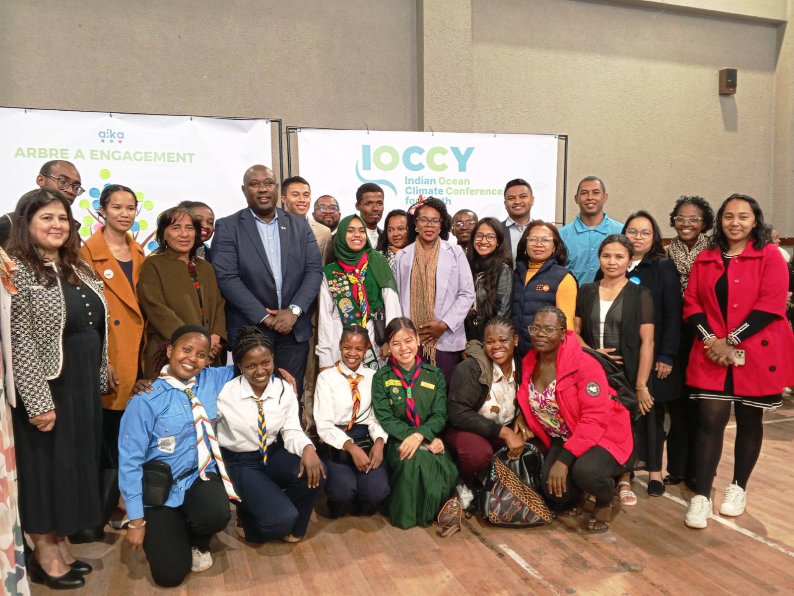 Fanokafana ny Fihaonamben’ny Tanora eto amin’ny Ranomasimbe Indianina momba ny toetrandro.