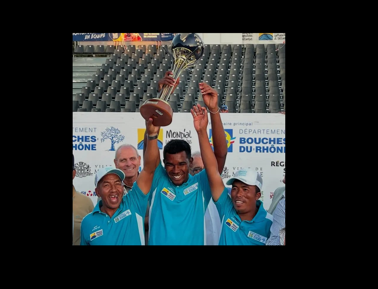 Tsipy kanetibe: Fahombiazana manan-tantara ho an’i Madagasikara amin’ny sehatra iraisam-pirenena.