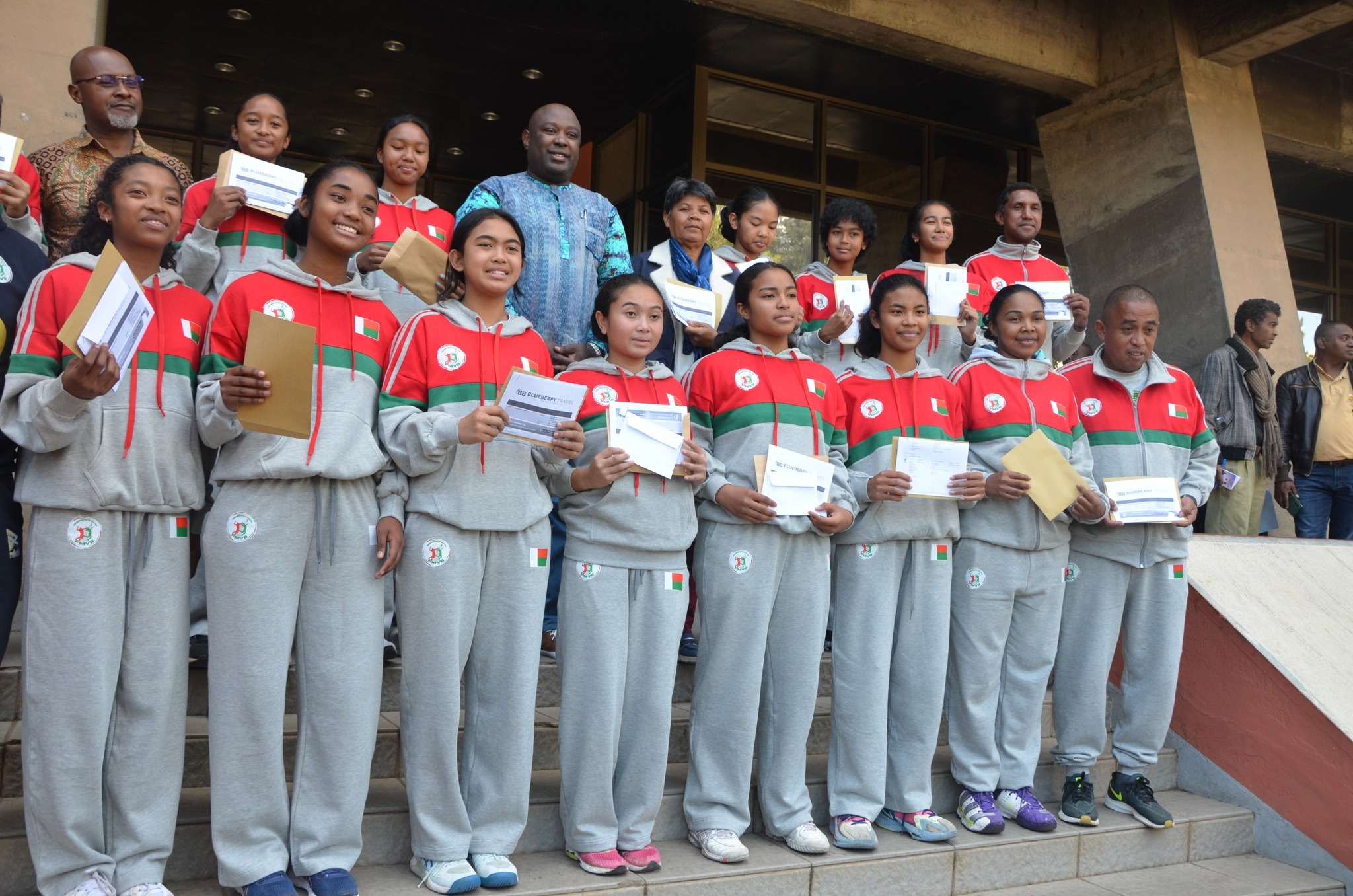 Volley-ball U-16 : Vonona ireo zatovovavy malagasy hiaro ny voninahim-pirenena any Tunis