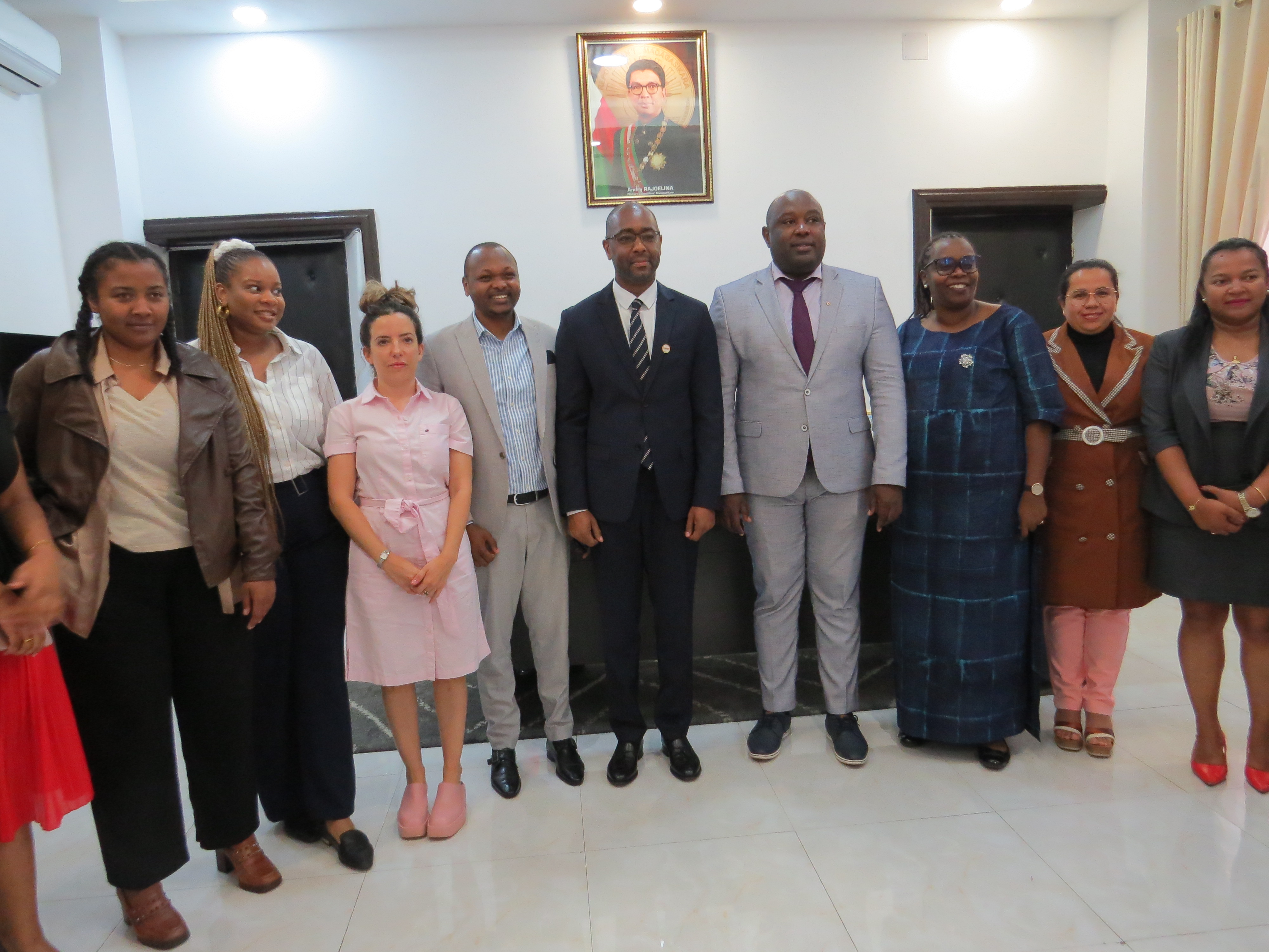 Visite de la délégation du Hub YouthConnekt Africa Summit à Madagascar