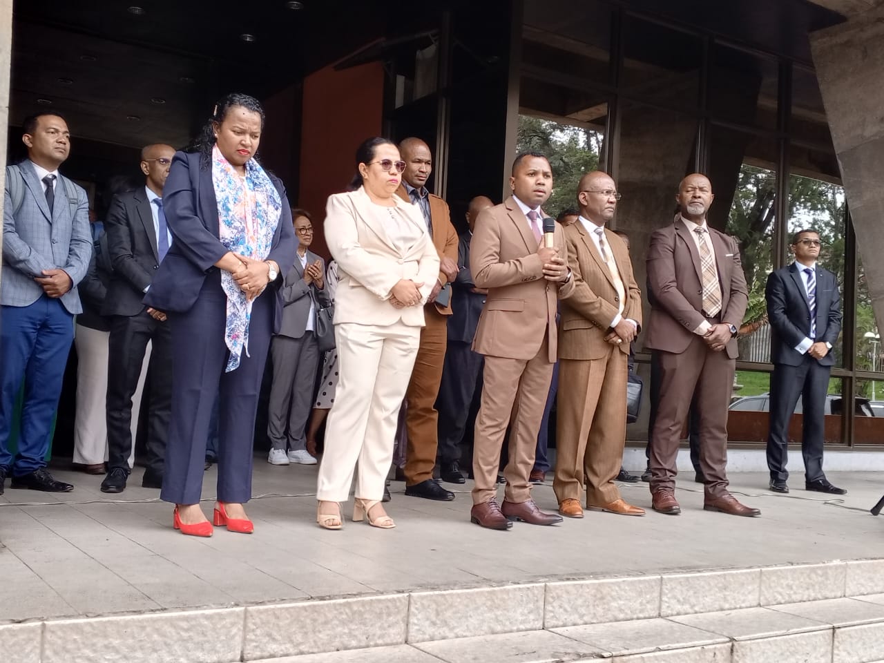 Ireo dingana nisongadina notanterahan’ny minisitera : nisy ny tatitra natao tamin’ireo mpiara-miasa nandritra ny fananganan-tsaina