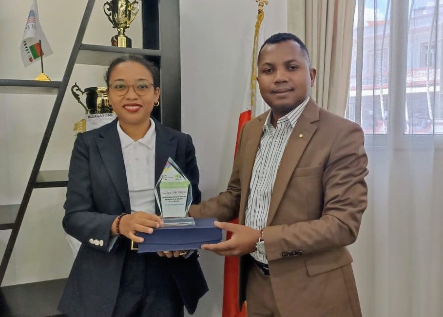 Rakotoarisoa Asnie, une ambassadrice inspirante pour la jeunesse malagasy