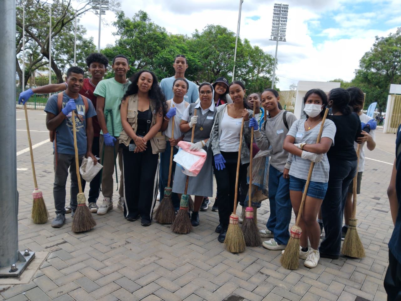 Trash Backpack Challenge : Jeunes mobilisés pour le climat