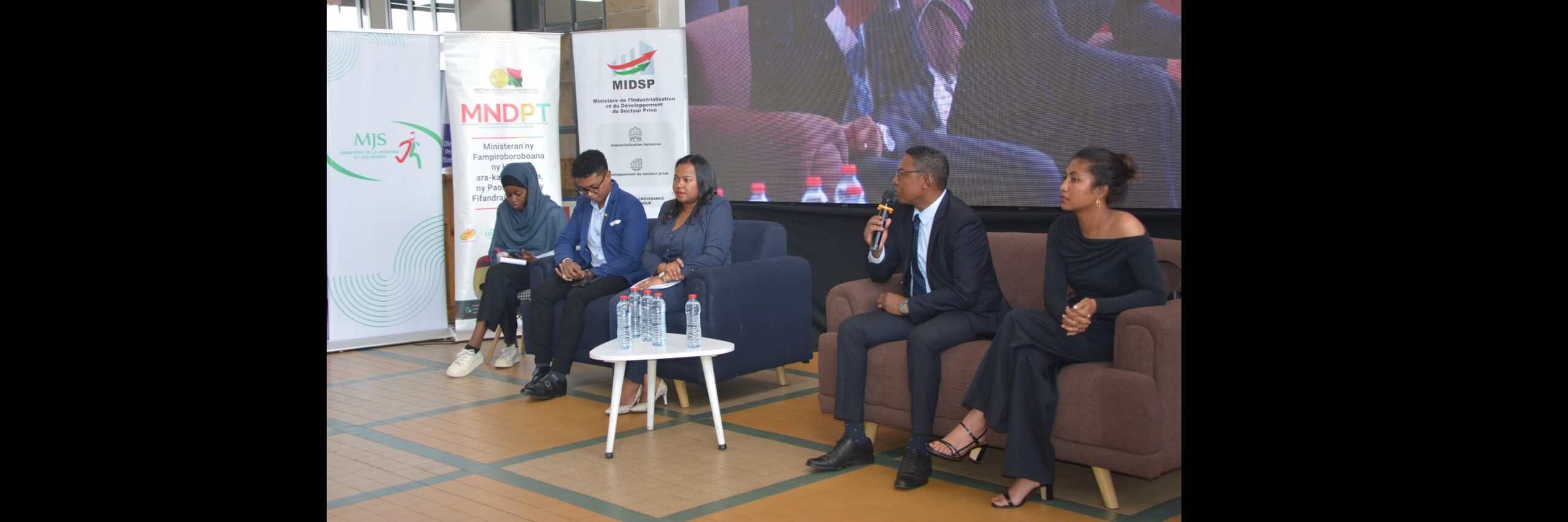 Jeunesse et Numérique : un levier stratégique pour le développement national